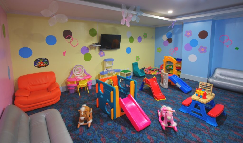 facility kids playroom
